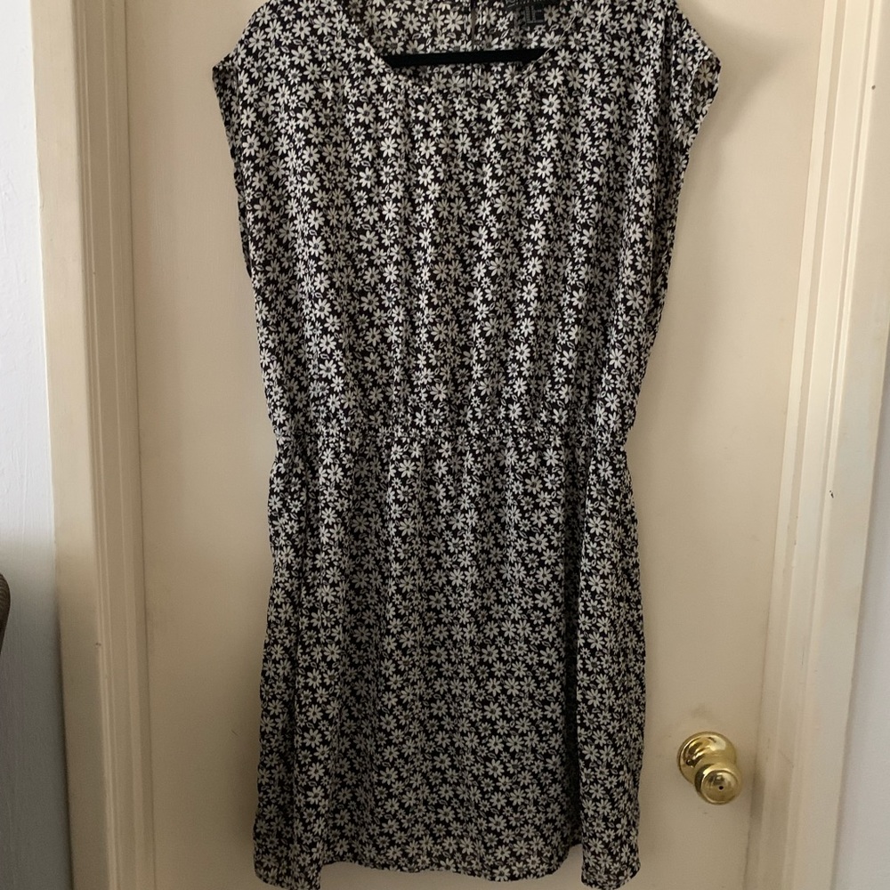 Cap sleeve short floral print dress